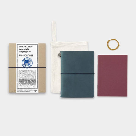 TRAVELER'S notebook Passport Leather Cover Blue - Traveler's Company - Tidformera