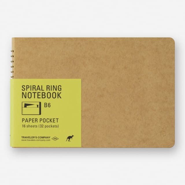 TRC SPIRAL RING NOTEBOOK B6 Paper Pocket - Traveler's Company - Tidformera